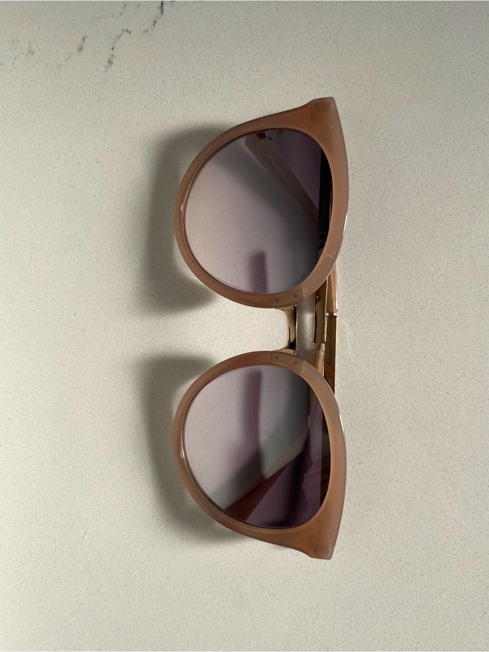 Pink Guess Cat-Eye Sunglasses with Gradient Lenses (polarized)